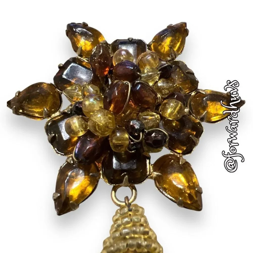 Vintage Flower Brooch with Topaz, Amber, and Brown Rhinestones – 7-Inch Design